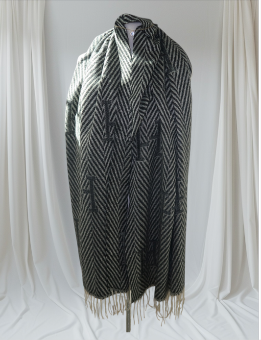 H stylish scarf