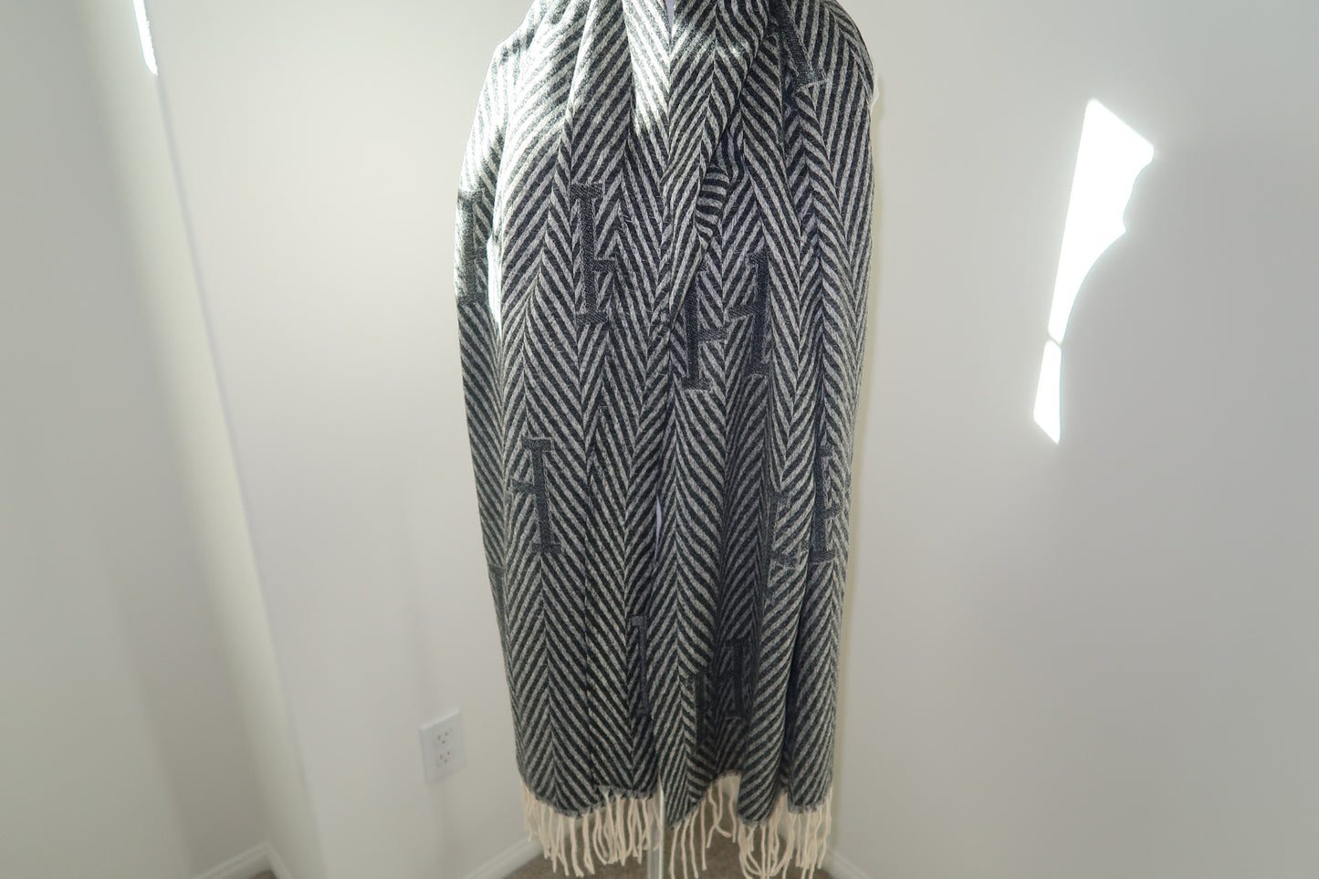 H stylish scarf