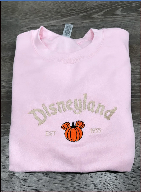 DISNEYLAND CREWNECK
