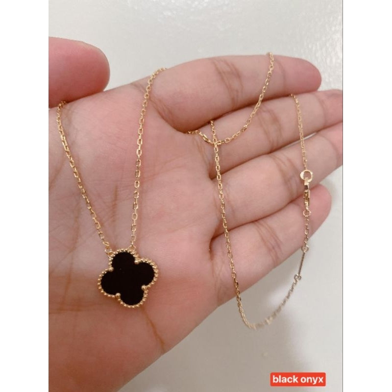DAINTY MOROCCAN SHAPE NECKLACE